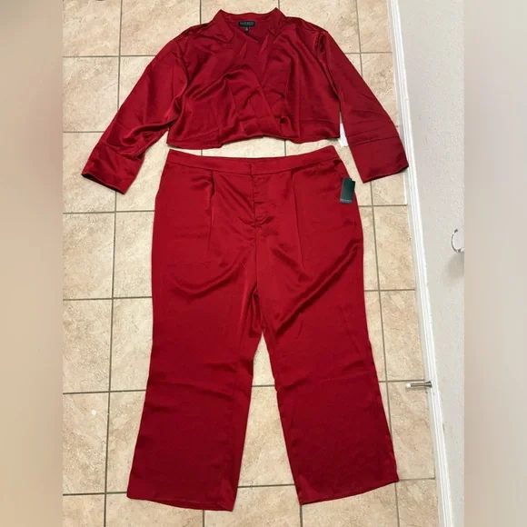 ELOQUII 2-PIECE CRANBERRY PANTS SUIT 24/26 - Picture 4 of 8